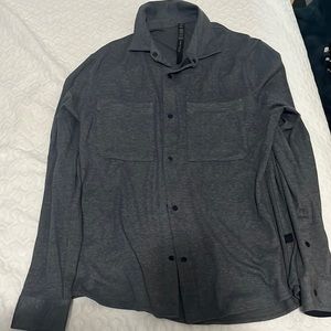 Soft knit Overshirt
